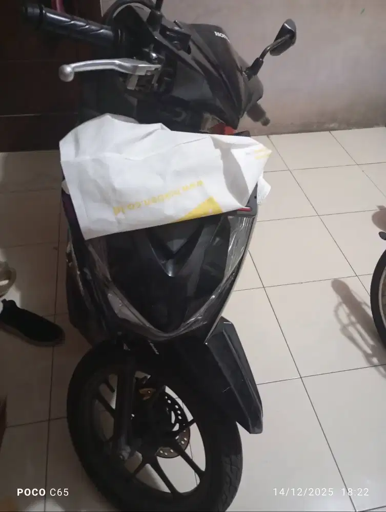 Beat 2020 akhir warna hitam