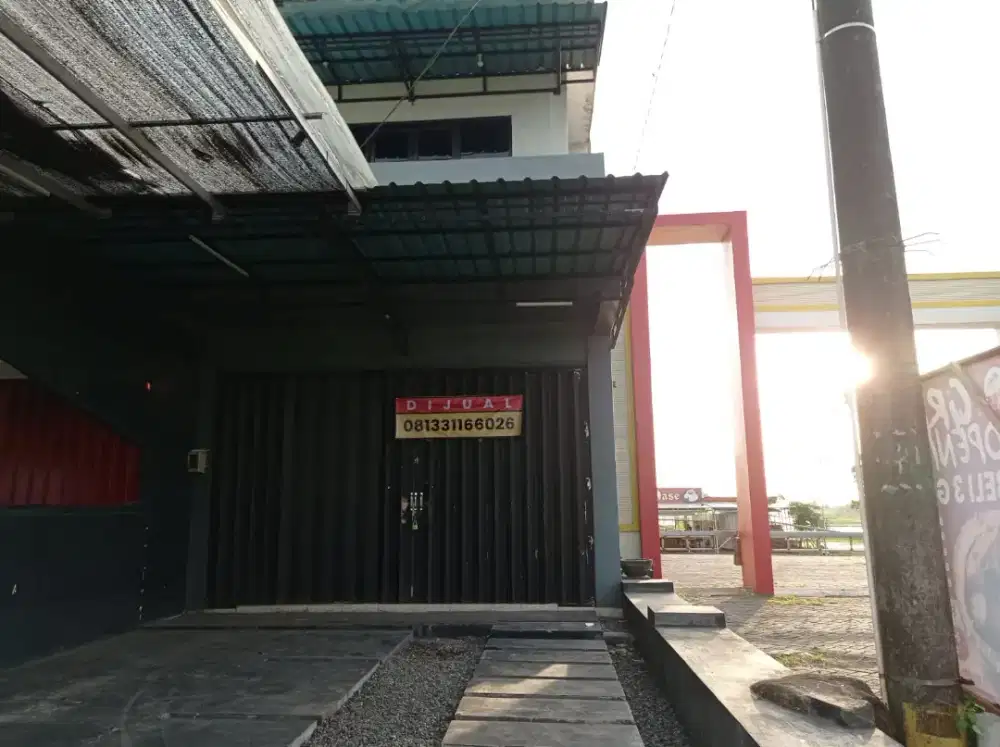 Ruko Pinggir Jalan 2 Lantai