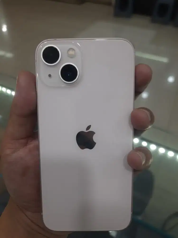 Iphone 13 

128gb 
Bh86%
Lengkap
Warna pink

Ibox