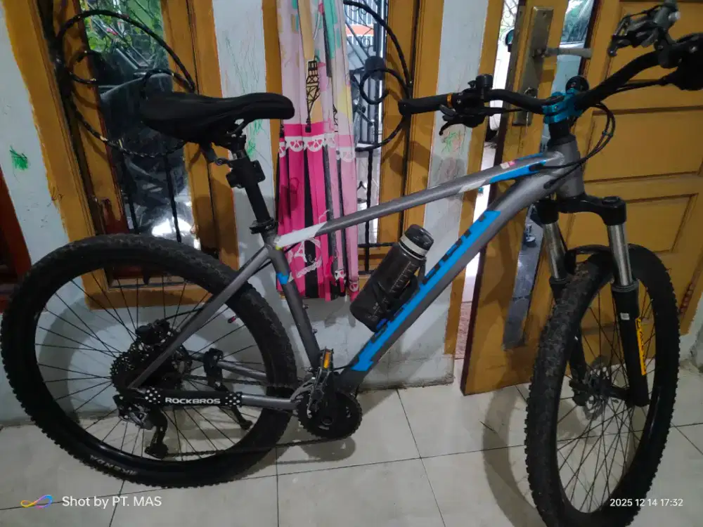 Bismillah di jual Sepeda Bekas Polygon Xtrada 5 2020