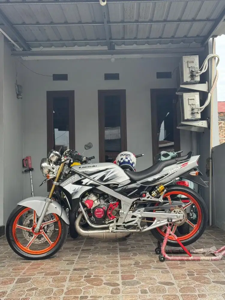 KAWASAKI NINJA SS 2007