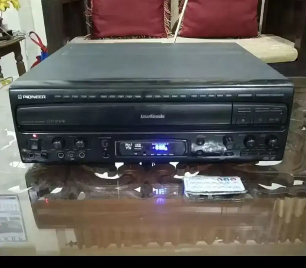 Pioneer model CLD-2720K sdh dimodif paka MP3 Bluetooh + Remote control