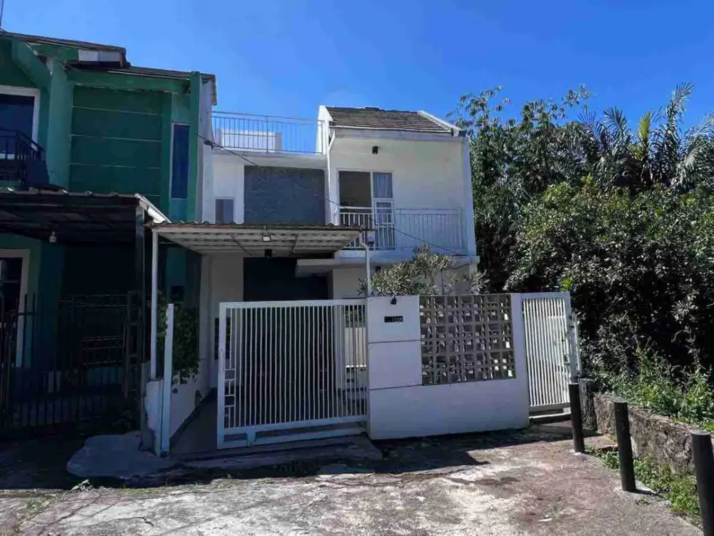 Dijual rumah terawat di Komplek Mega Regency Mandalajati