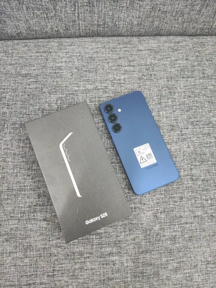 Samsung S25 12/256gb