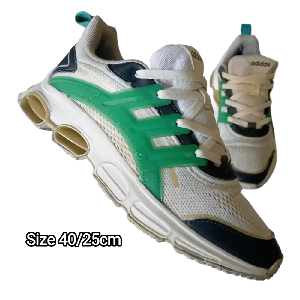 Adidas Size 40/25cm