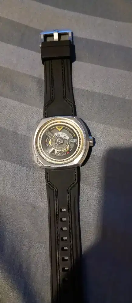 Jam seven Friday automatic