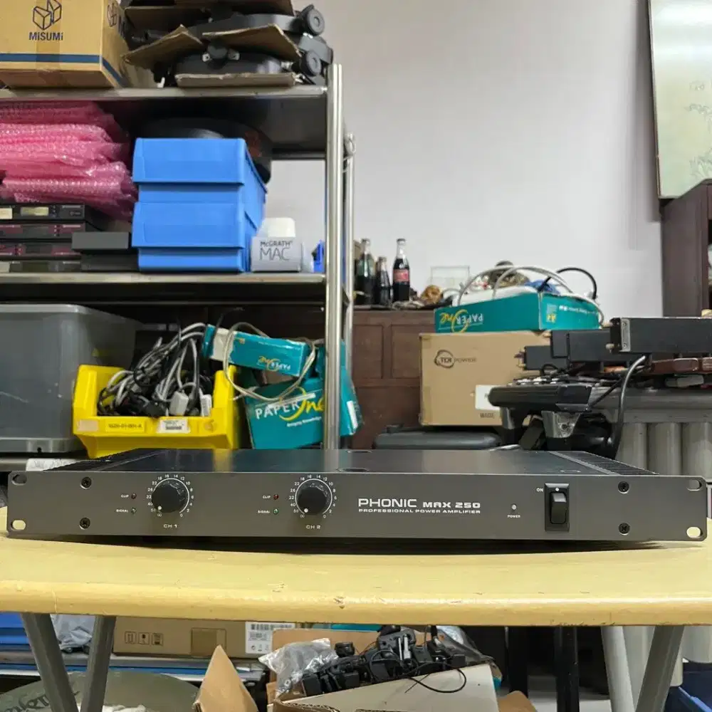 Phonic Max 250 Power Amplifier

Ampli