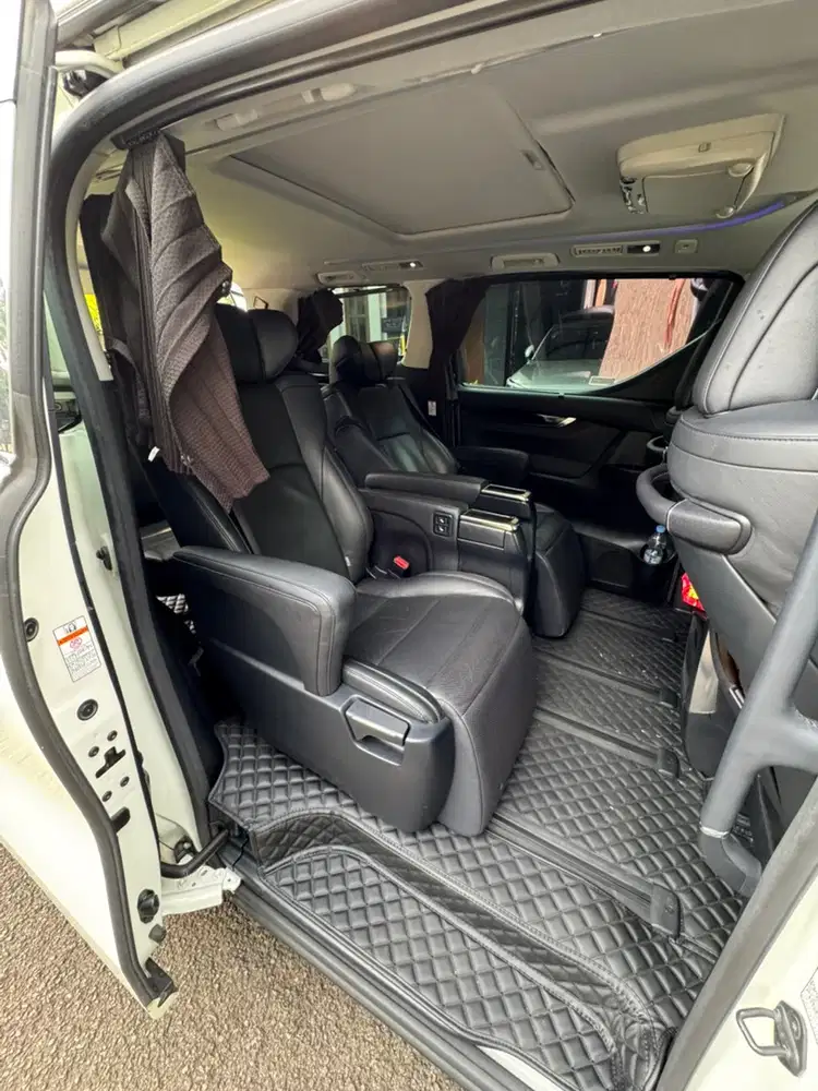 Toyota Vellfire 2015 Bensin