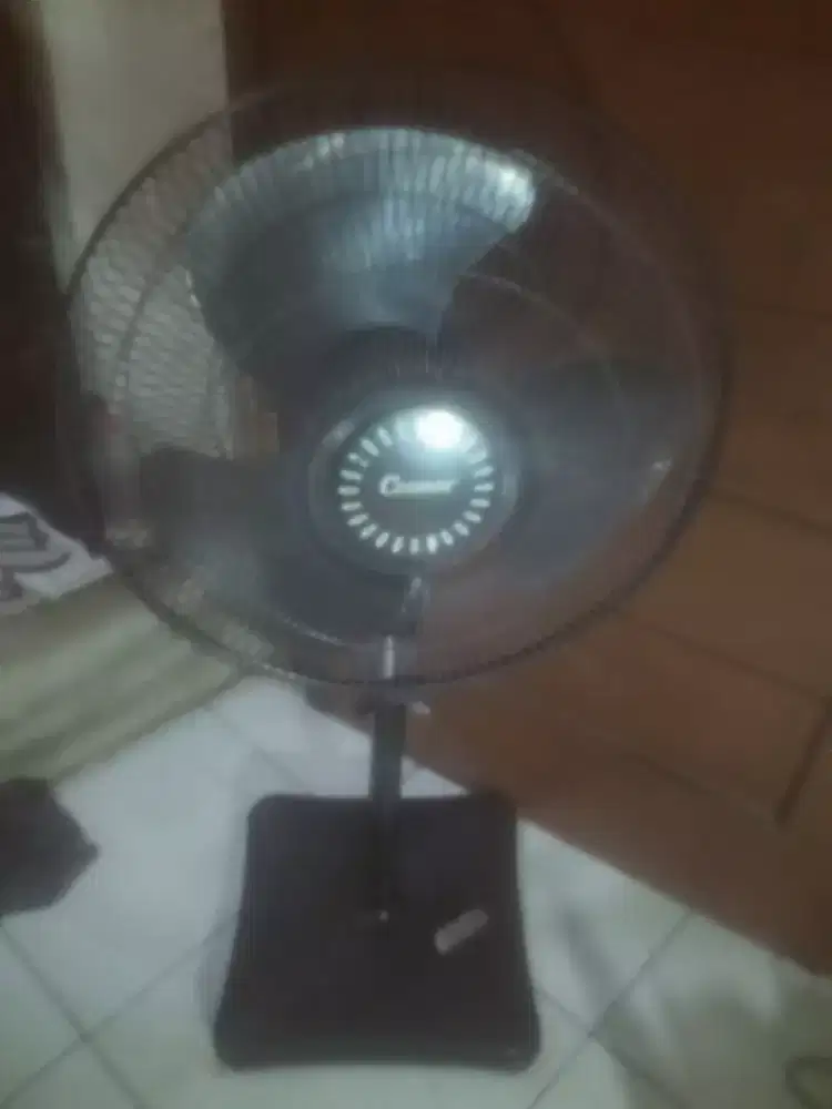 Kipas angin stand fan 16 inch merk cosmos normal siap pakai nego tipis