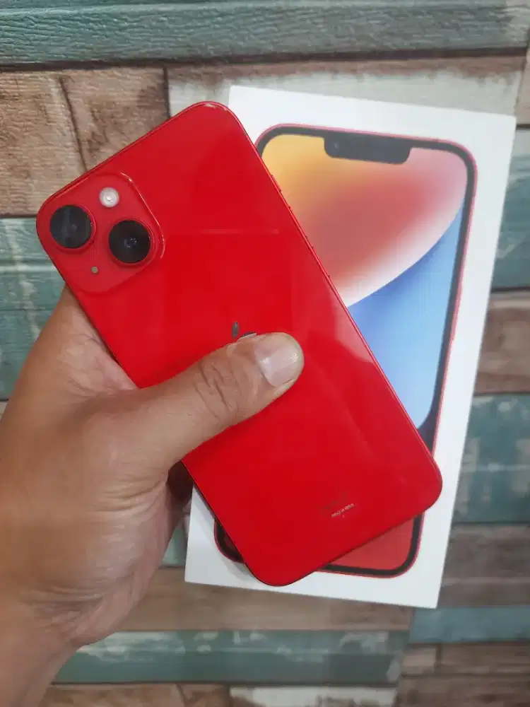 Iphone 14

128gb
Bh86% 
Warna red ibox