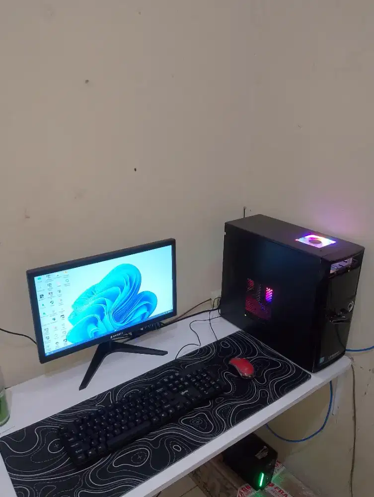 PC GAMING, EDITING, STREAMING