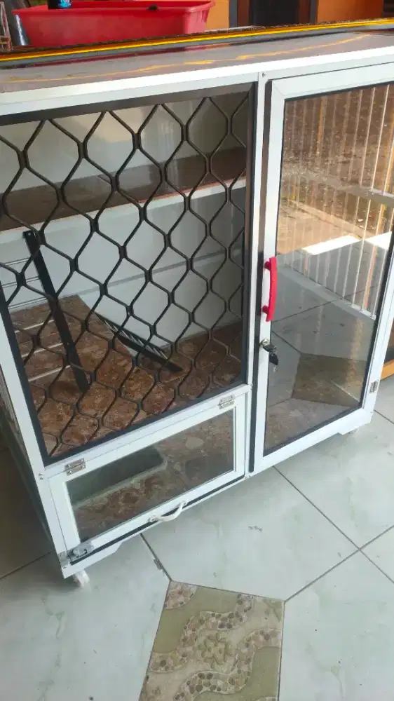 Kandang kucing Almunium higenis