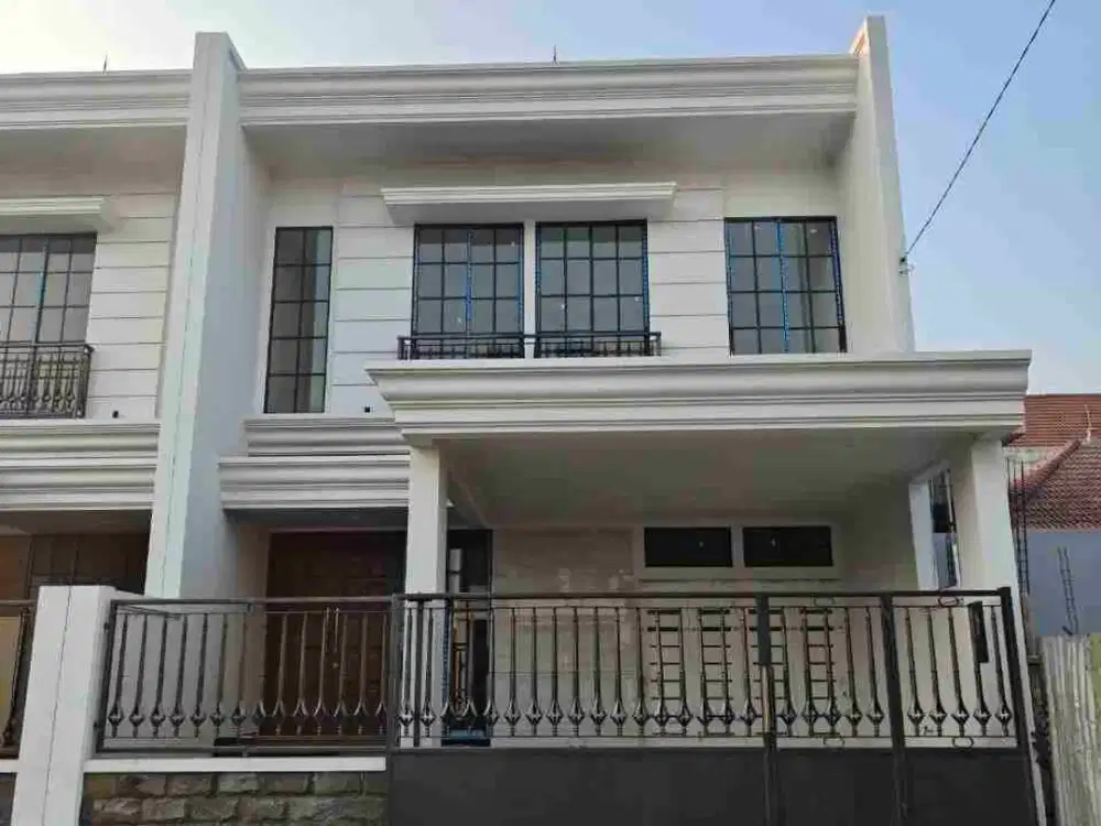 JUAL RUMAH ARAYA BARU GRESS MEWAH