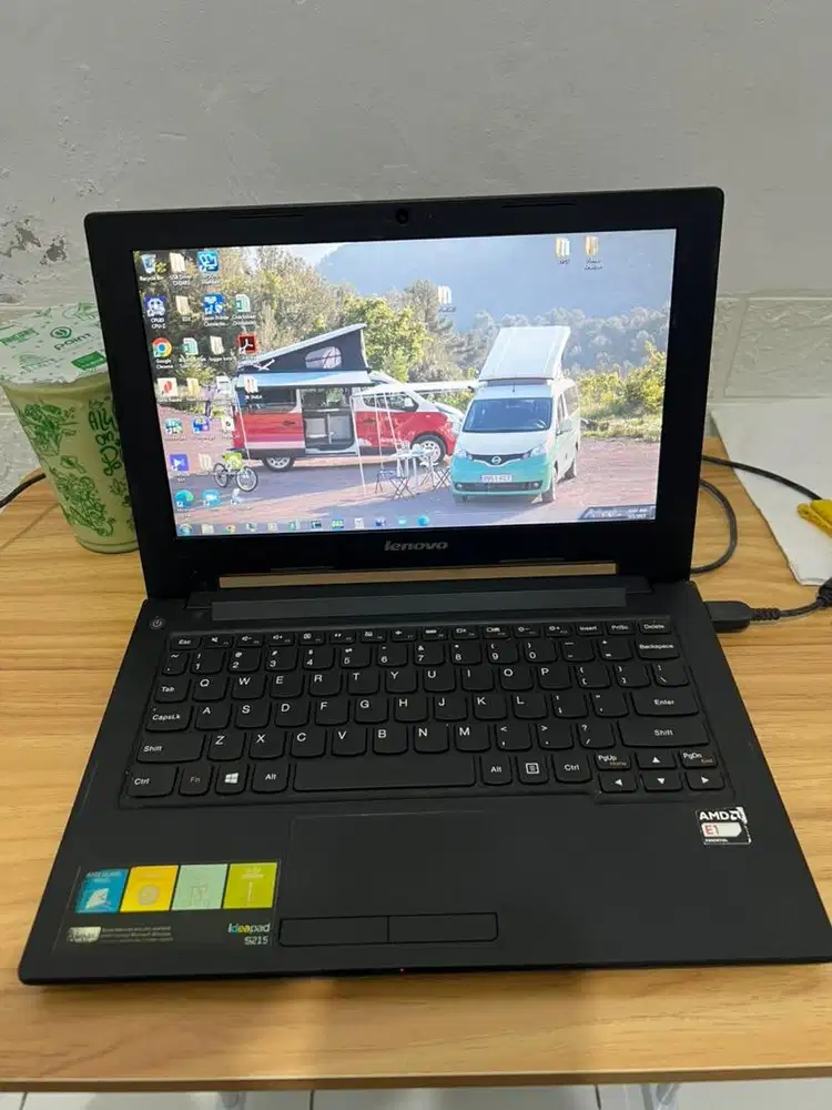 Netbook Lenovo S215