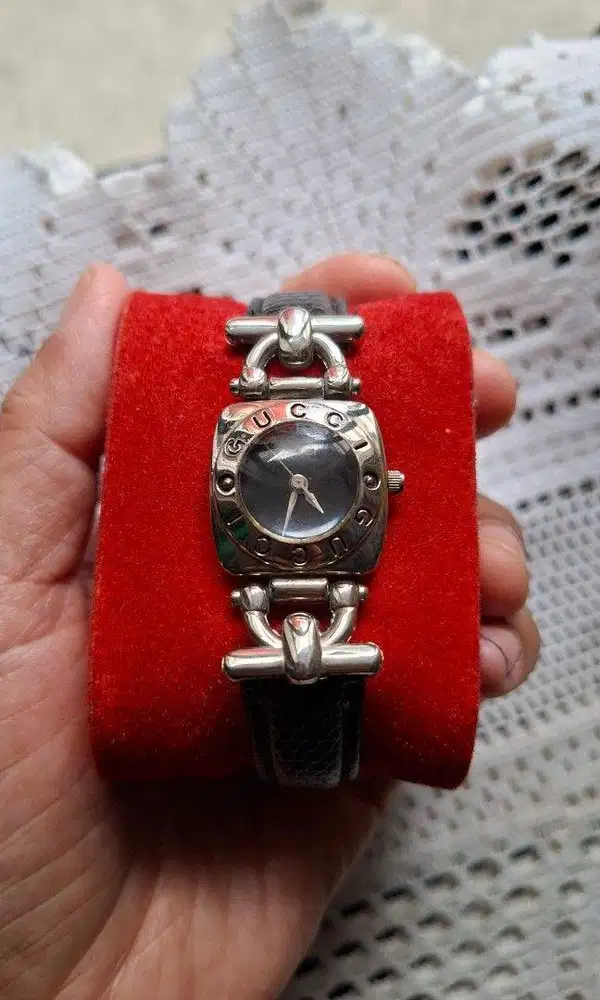 Jam Tangan Vintage Wanita 6300 L Edisi 1985