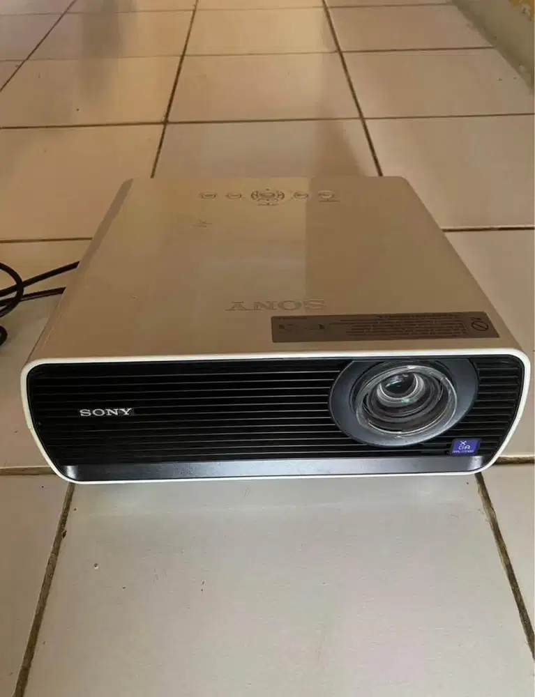 JUAL PROJECTOR SONY