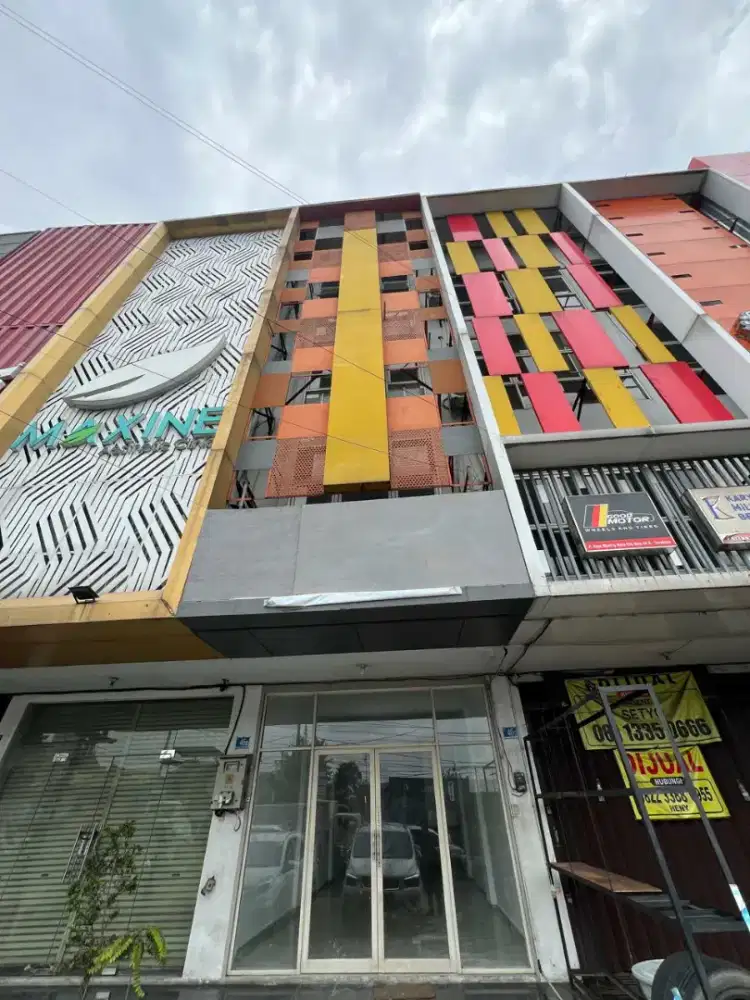 DIJUAK RUKO KOMERSIAL DI WIYUNG NOL JALAN GUNUNGSARI