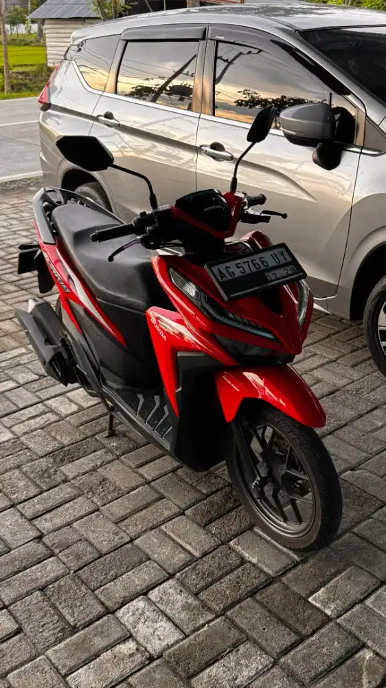 Vario ISS Merah 125 CC