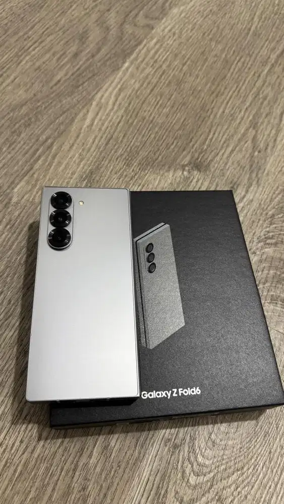 Samsung Zfold 6 silver 256GB mulus 99% like new