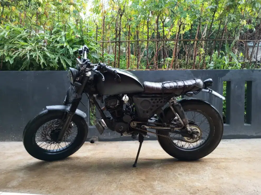 Dijual motor custom basic megapro