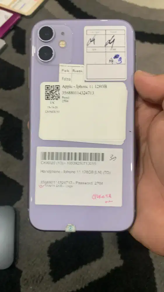 IPHONE 11 128GB LIKE NEW