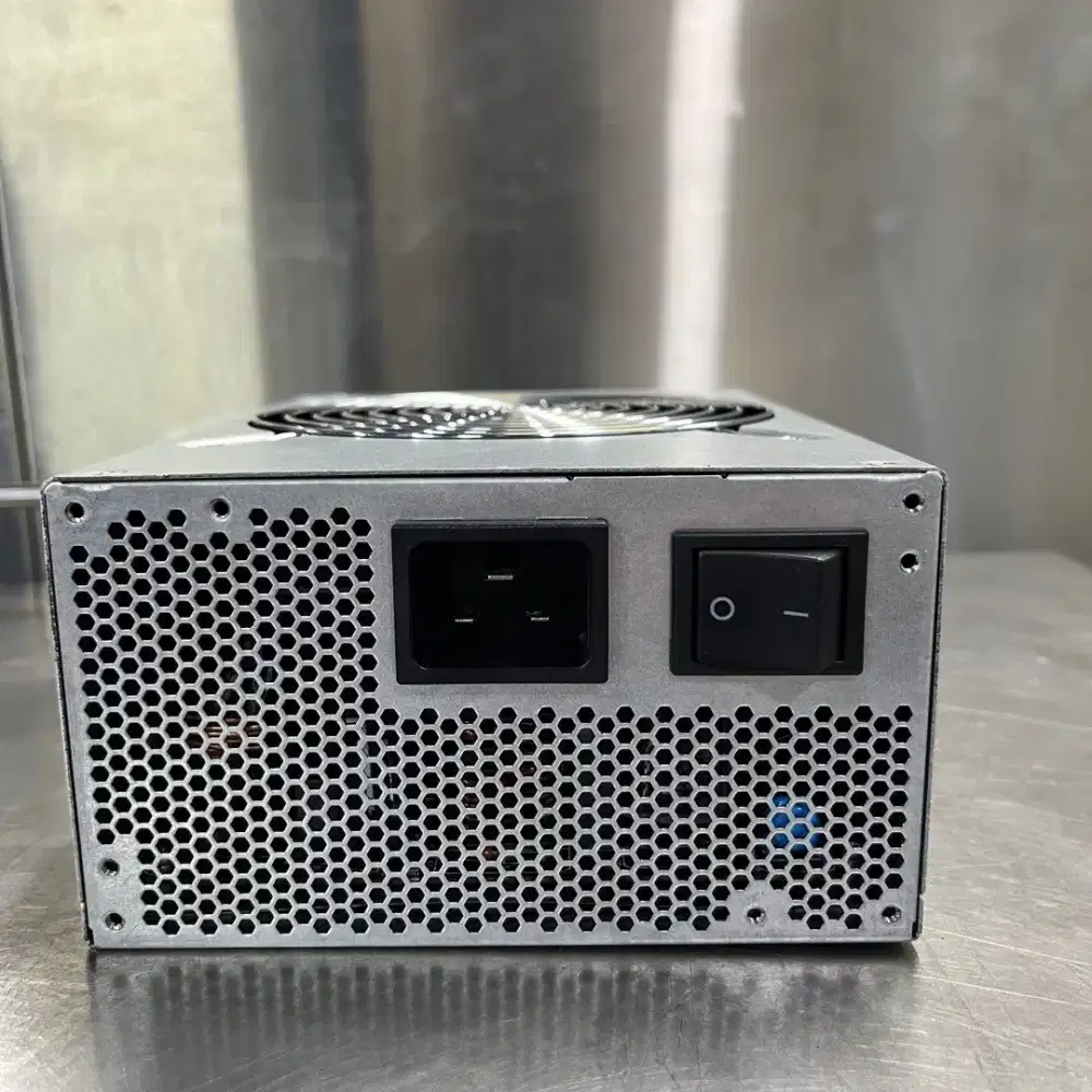 PC premium PSU FSP Fortron FSP2000 A0AGPBI 2000 Power Supply Catu Daya