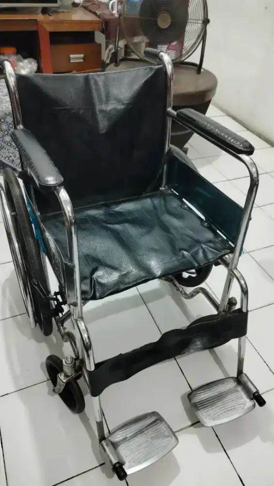 Kursi roda masih bagus