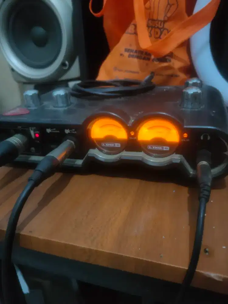 Soundcard ux2 line 6