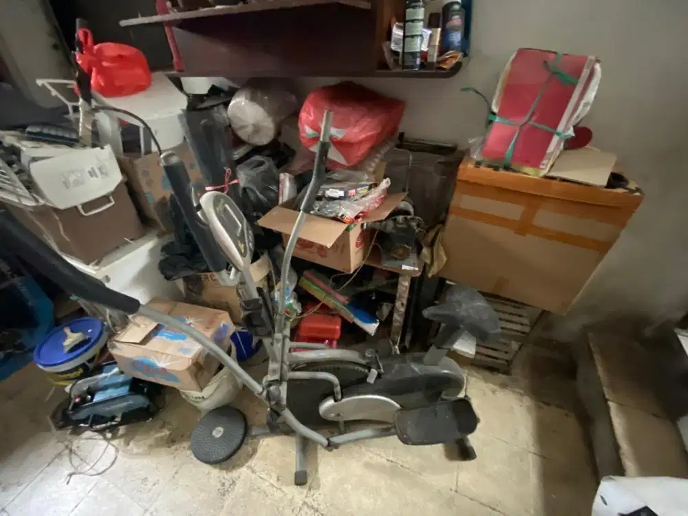 Alat Olahraga Sepeda Statis