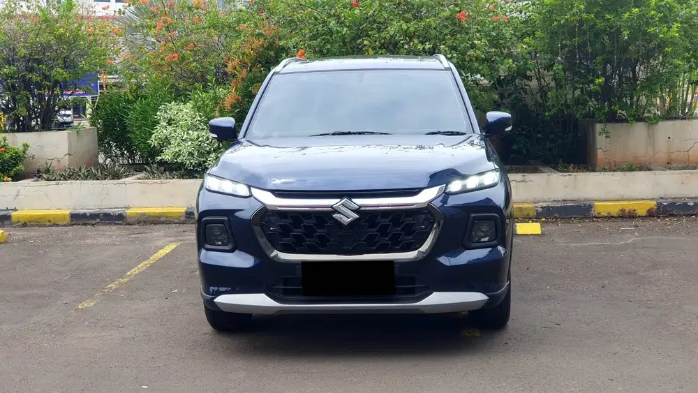 Suzuki Grand Vitara GX Hybrid 1.5 Panoramic AT 2024 NIK 2023 Like New