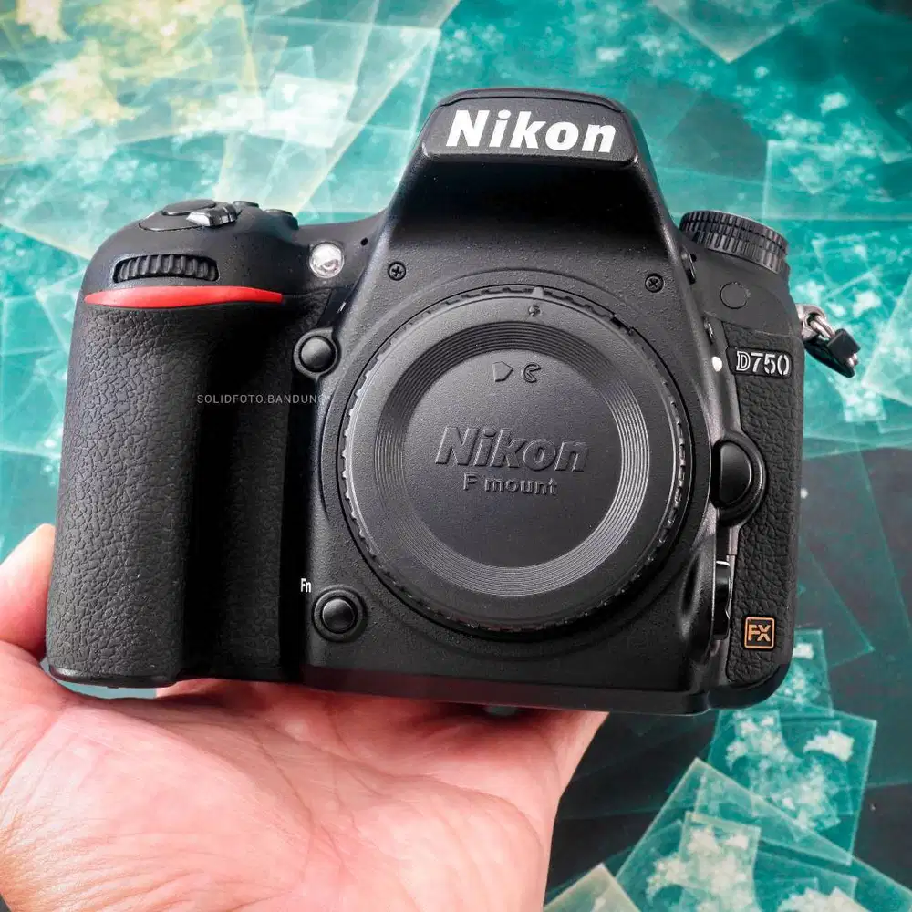 Nikon D750 Wifi. Body. Fullset Mulus Sekali. sc 7rb