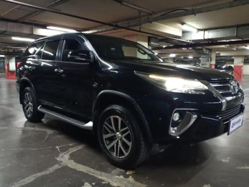 MOBIL PILIHAN Toyota Fortuner 2.7 4x2 SRZ Bensin-AT 2017 TJN B