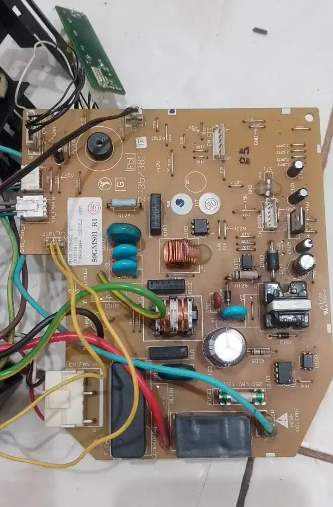 Service AC bergaransi