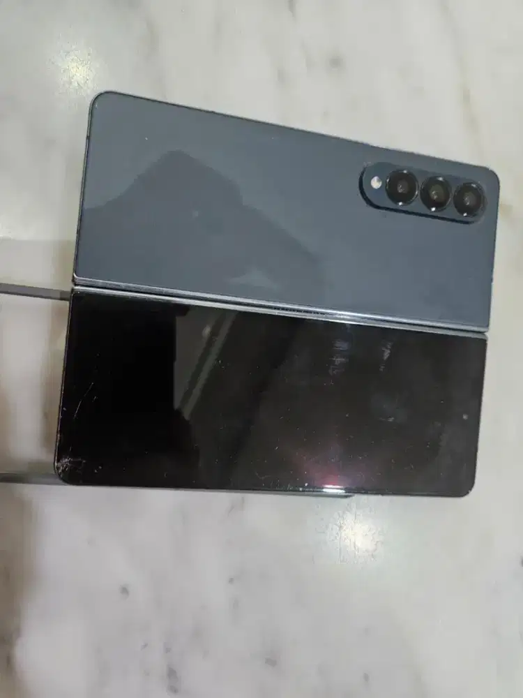 Samsung fold 4  12/512