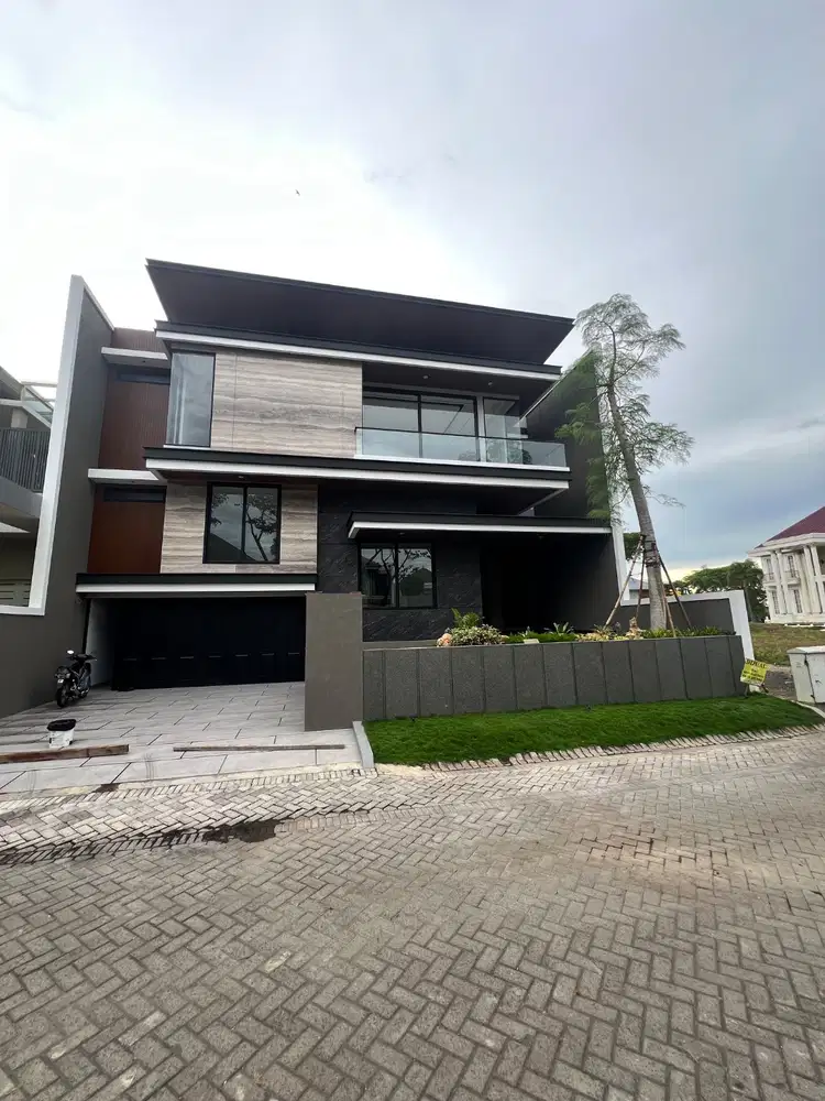 Dijual Rumah Baru Mewah Modern Minimalis Newton Hill Citraland Sby