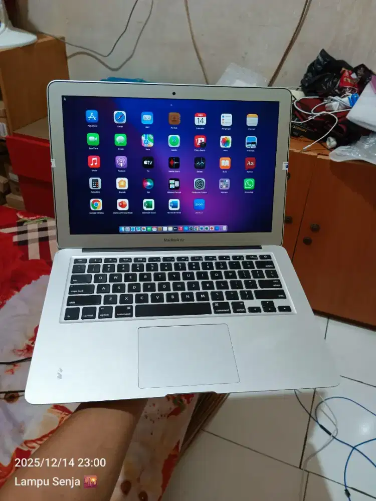 Macbook Air 2017 13 inch