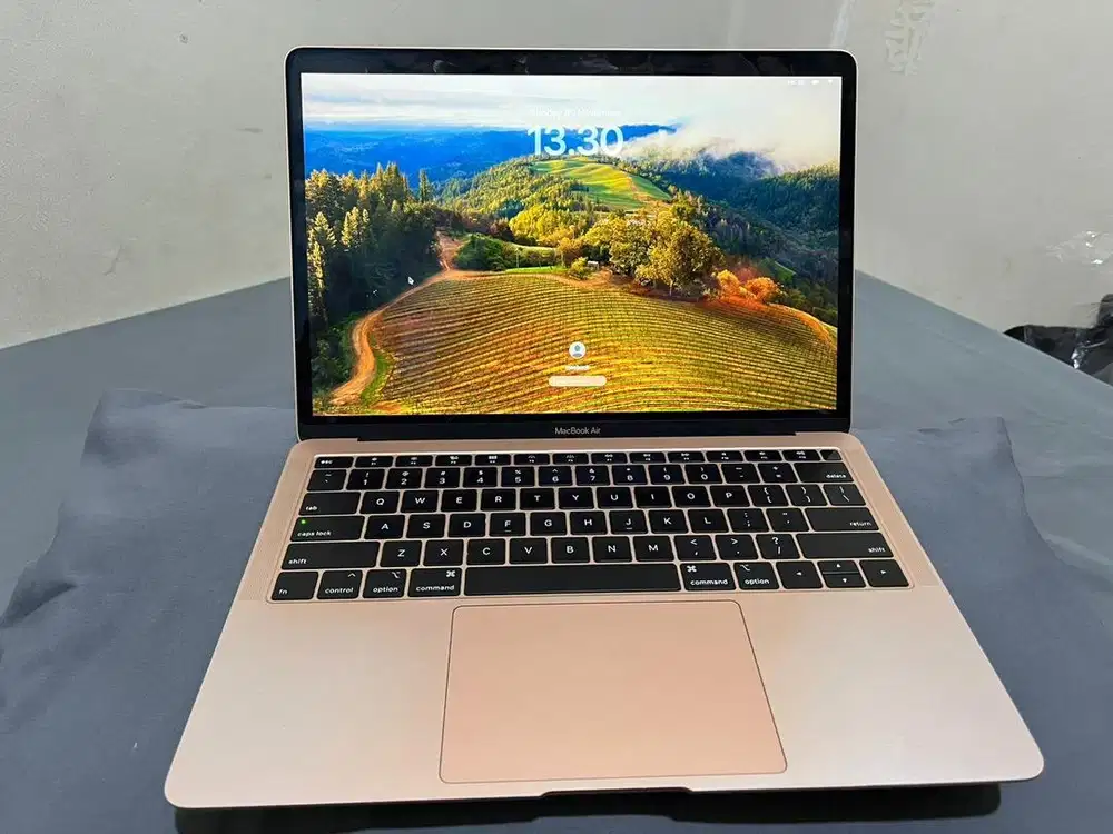 Mackbook air 2018 8/128 rosegold