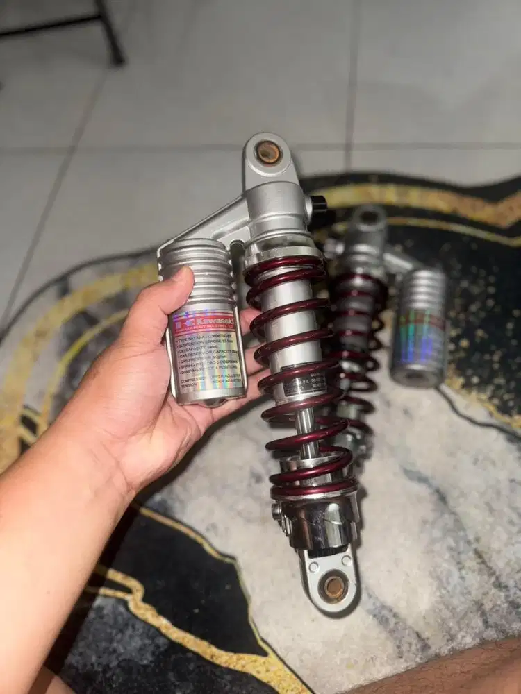 SHOCK ZEPHYR IMPORT ORIGINAL