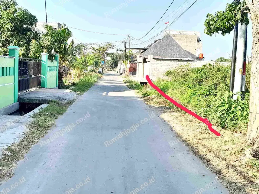 tanah strategis barat jambon resto cocok untuk usaha