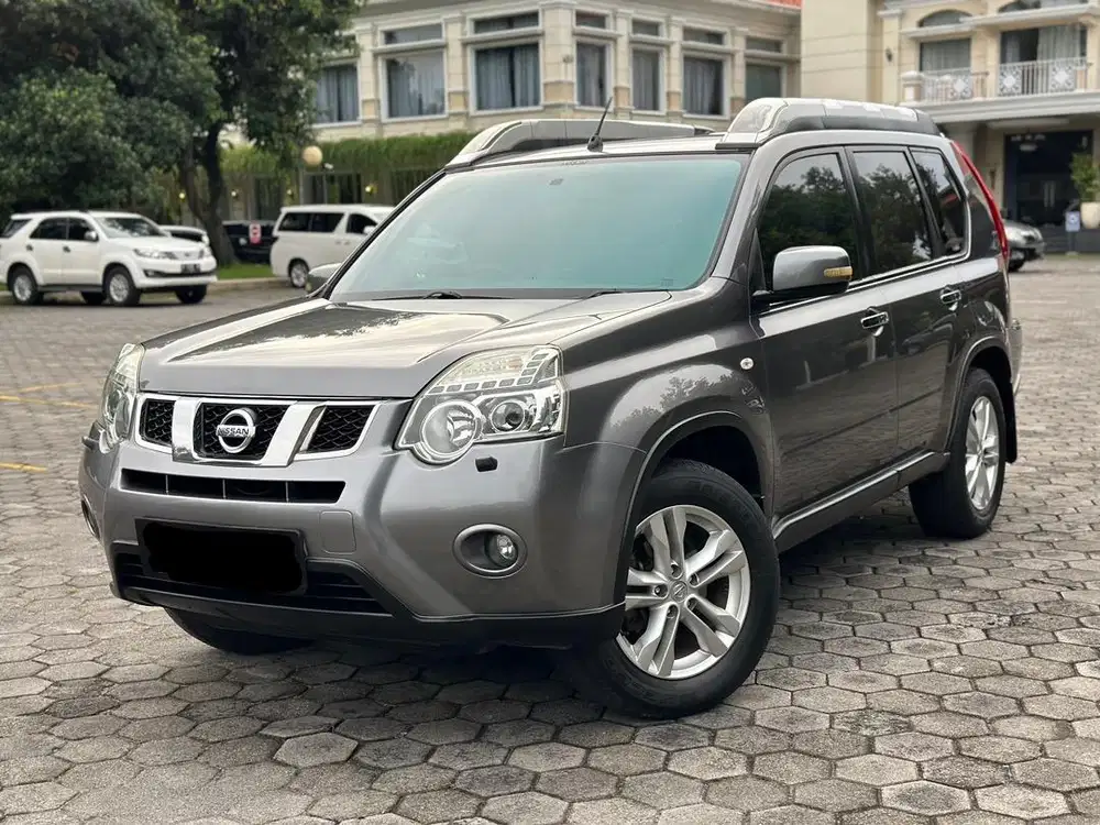 Xtrail 2.5 XT matic istimewa solo