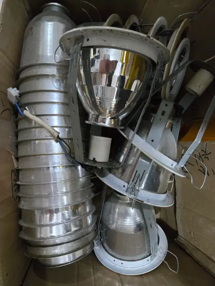 Lampu downlight copotan ada banyak banget