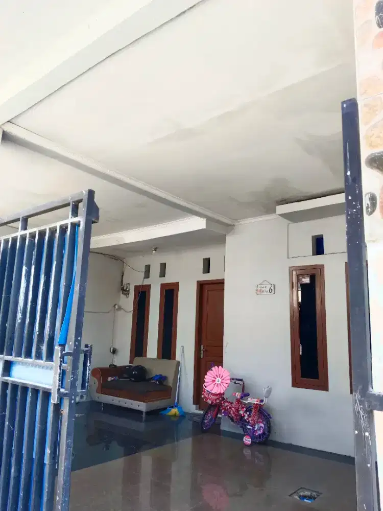 Di jual rumah perumahan di cikampek barat