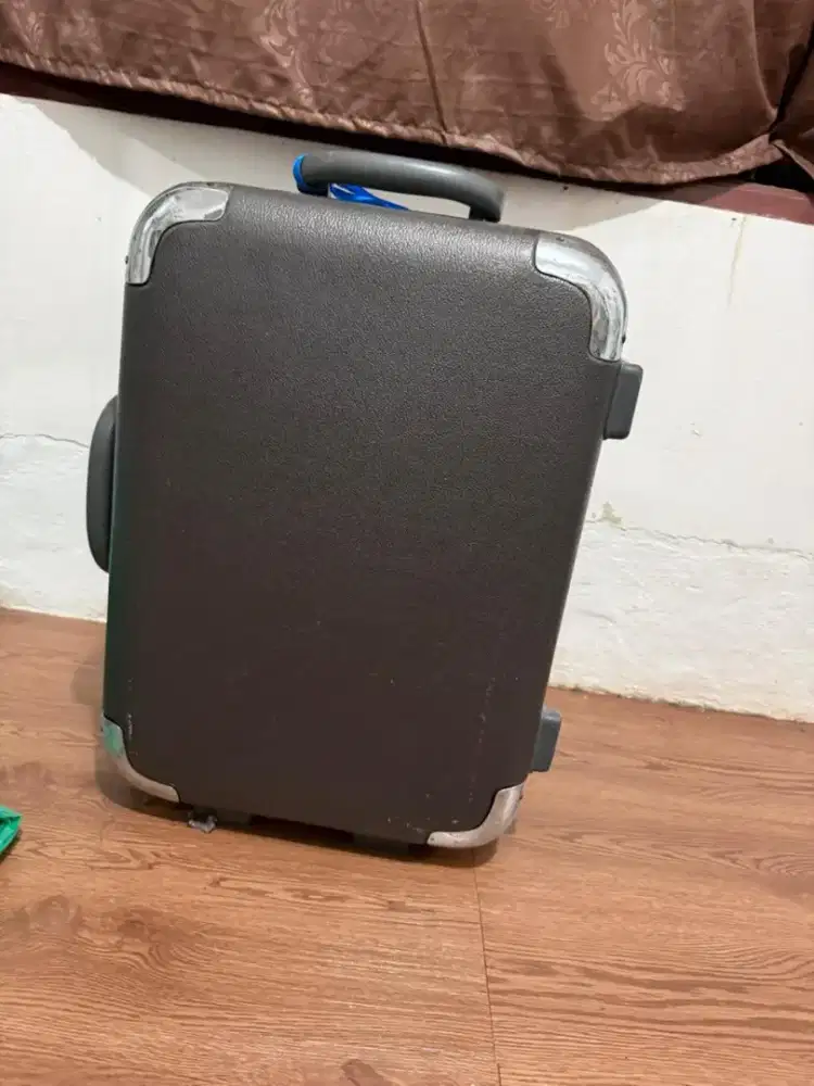 Koper President Kabin 20 inch Model Lama Cabin