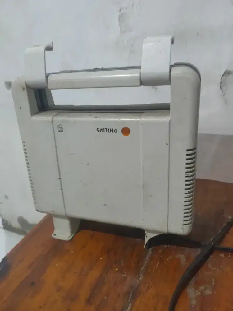 Alat pemanggang roti listrik