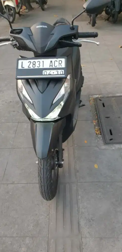 KM 700 Beat Duluxe th 2025 Keyles Remot 2 lengkap seperti baru