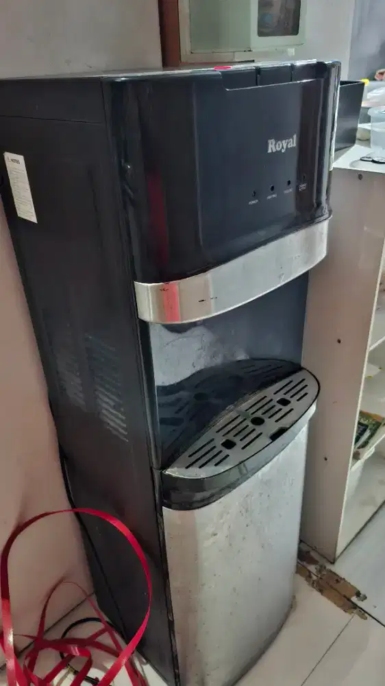 Dispenser Galon Bawah merk ROYAL