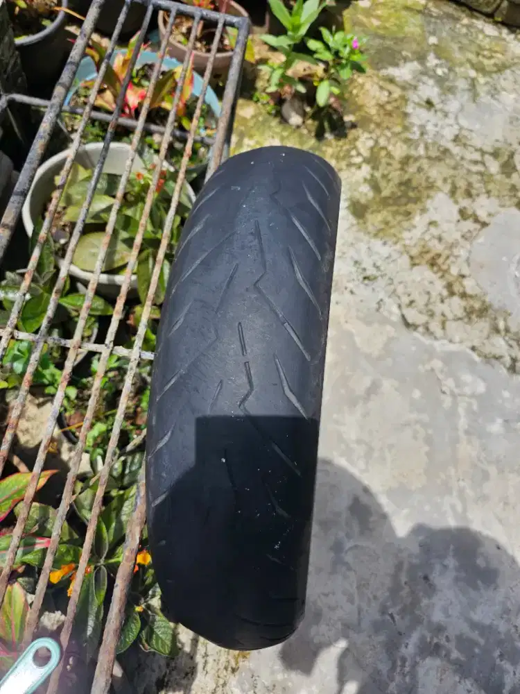 Ban depan xmax 120/70-15