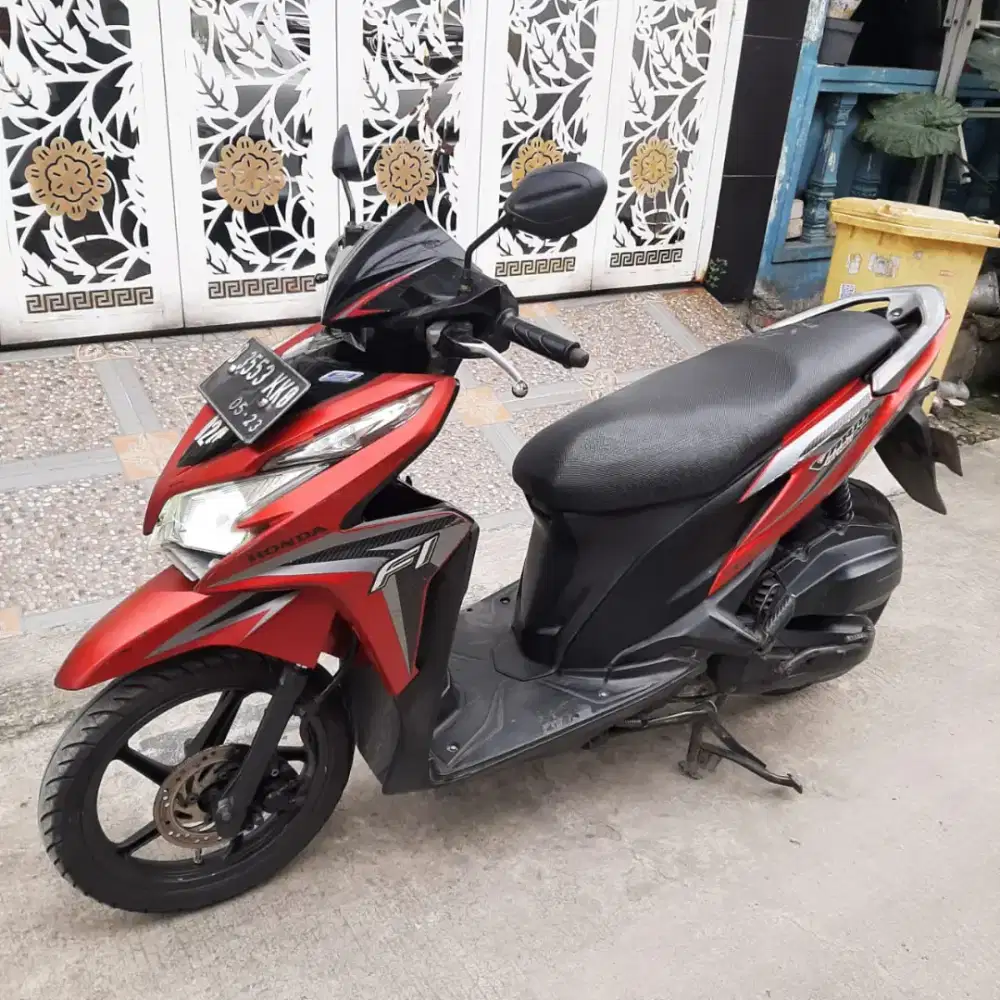 Honda Vario Old 125 2013 KZR ss lengkap mesin bagus plat Bekasi Kota