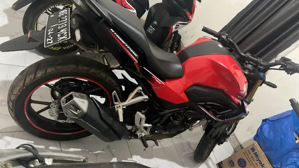 jual cbr 150 tahun 2021 tangan pertama