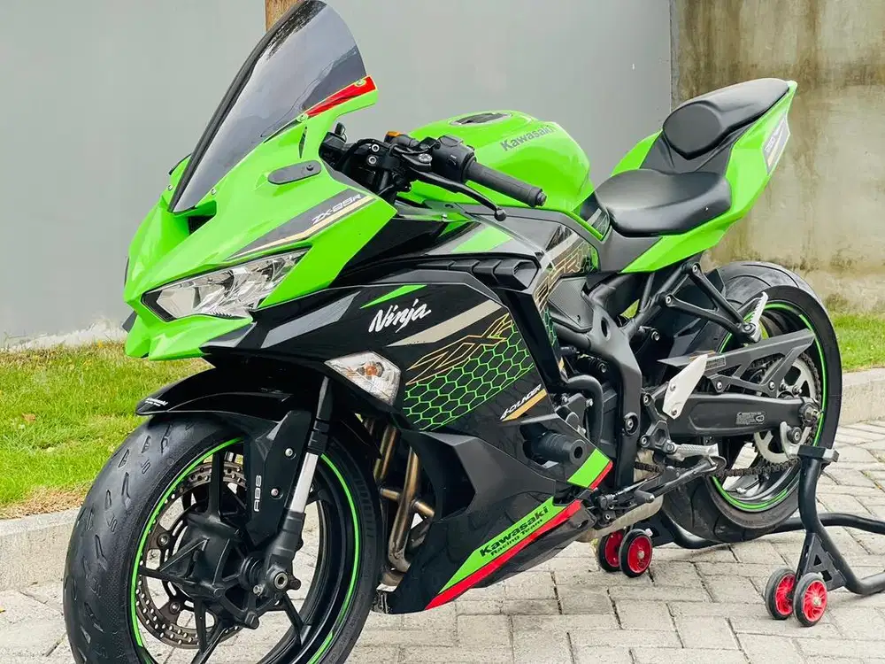 Kawasaki zx25r abs se hijau honey comb 2021 plat L pajak on zx-25r abs